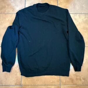 Black Crewneck Sweatshirt